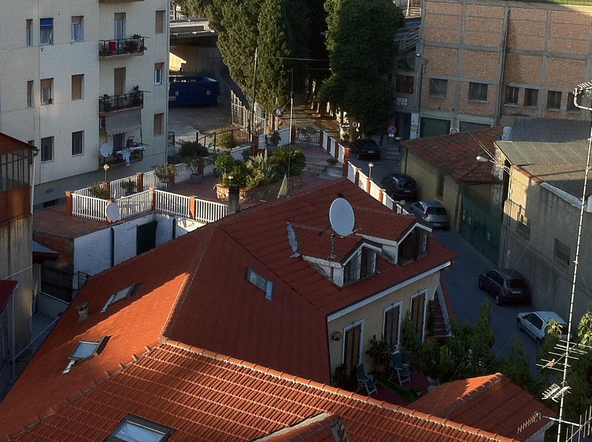 Hotel Piemontese Imperia Extérieur photo